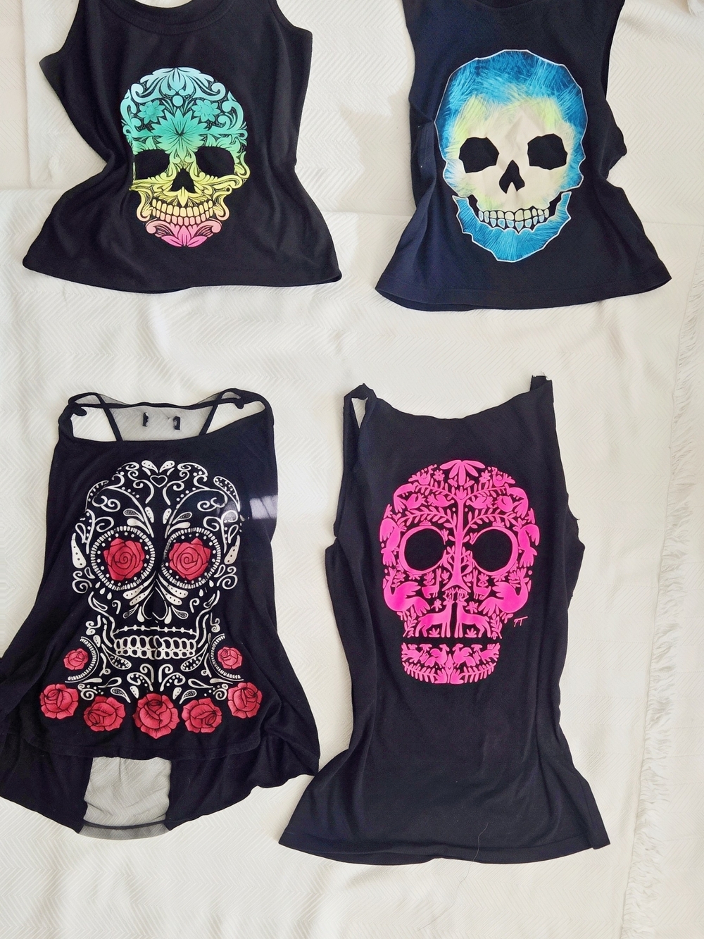 Women’s Black Skull Graphic Tank Top - Pink & Multicolor Designs
